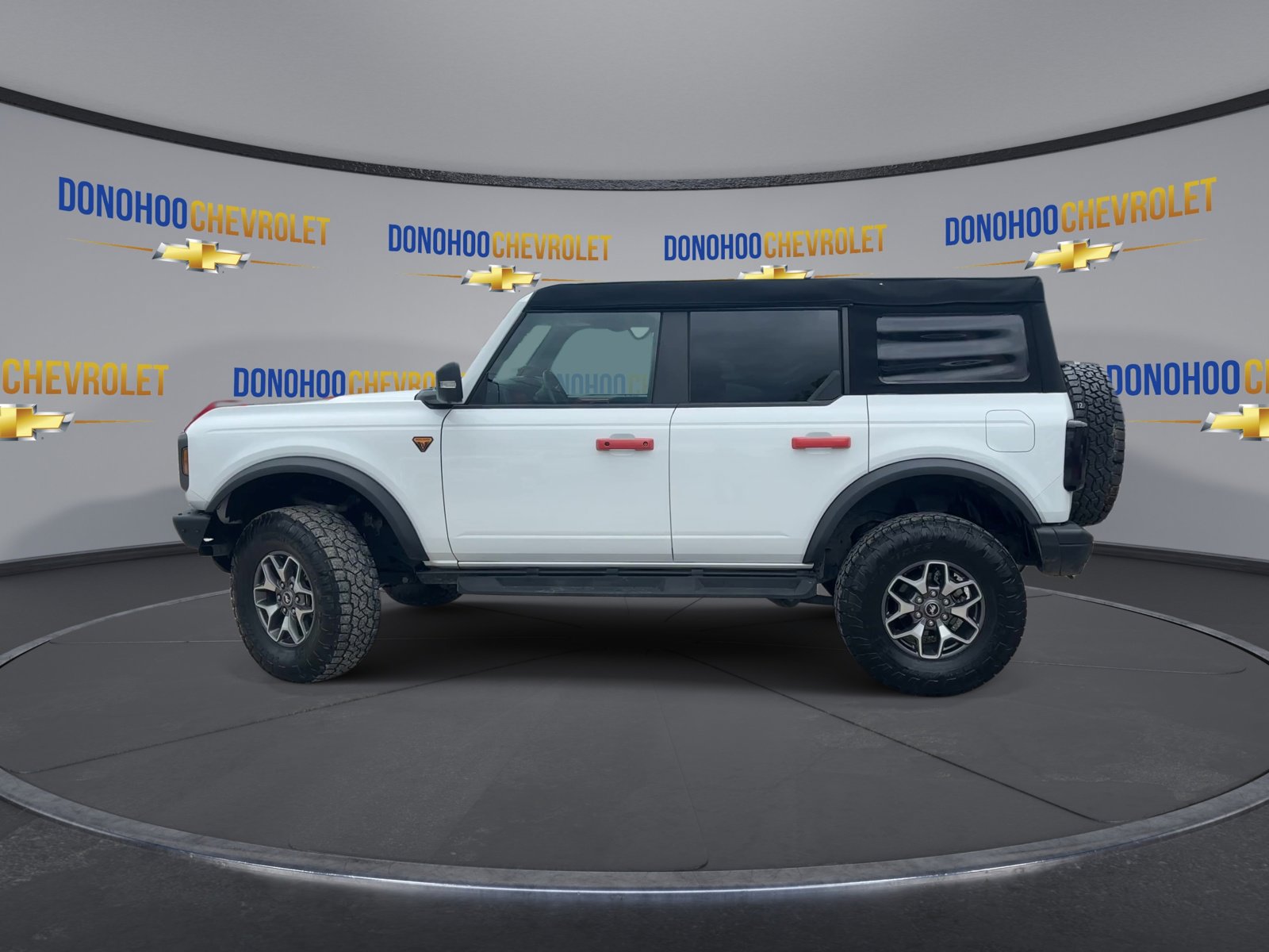 Used 2024 Ford Bronco Badlands AWD/4WD image 8