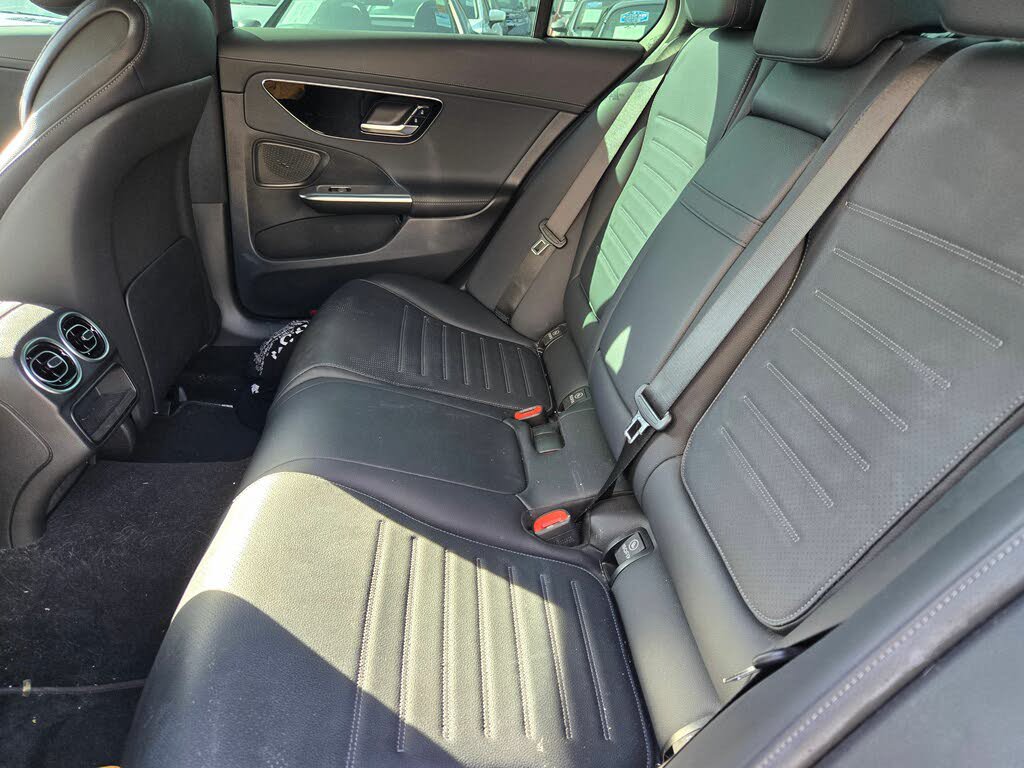 Used 2022 Mercedes-Benz C 300 Sedan image 15