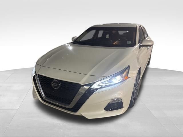 Used 2019 Nissan Altima 2.5 Platinum image 2