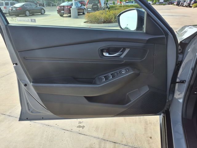 Used 2023 Honda Accord Sport image 12