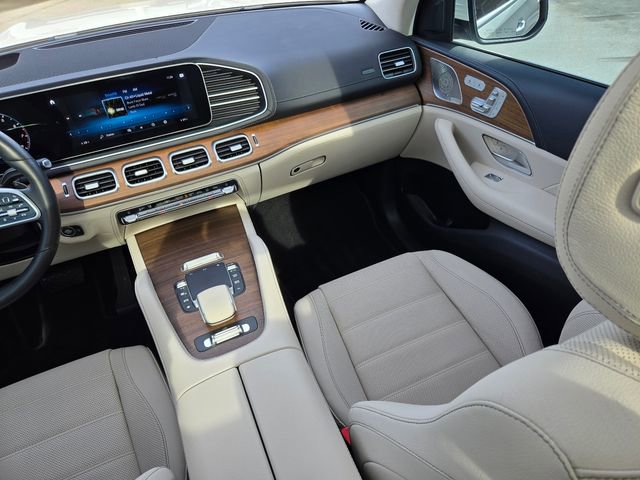 Used 2022 Mercedes-Benz GLS 450 4MATIC image 34