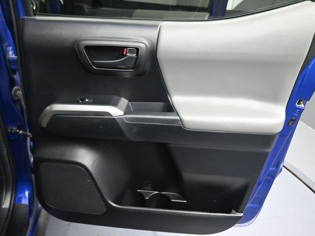 Used 2022 Toyota Tacoma SR5 image 23
