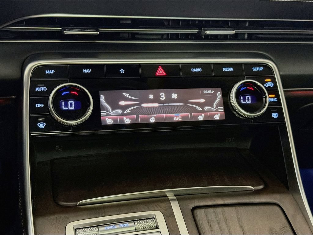 Used 2023 Genesis GV80 3.5T w/ Prestige Package AWD/4WD image 16