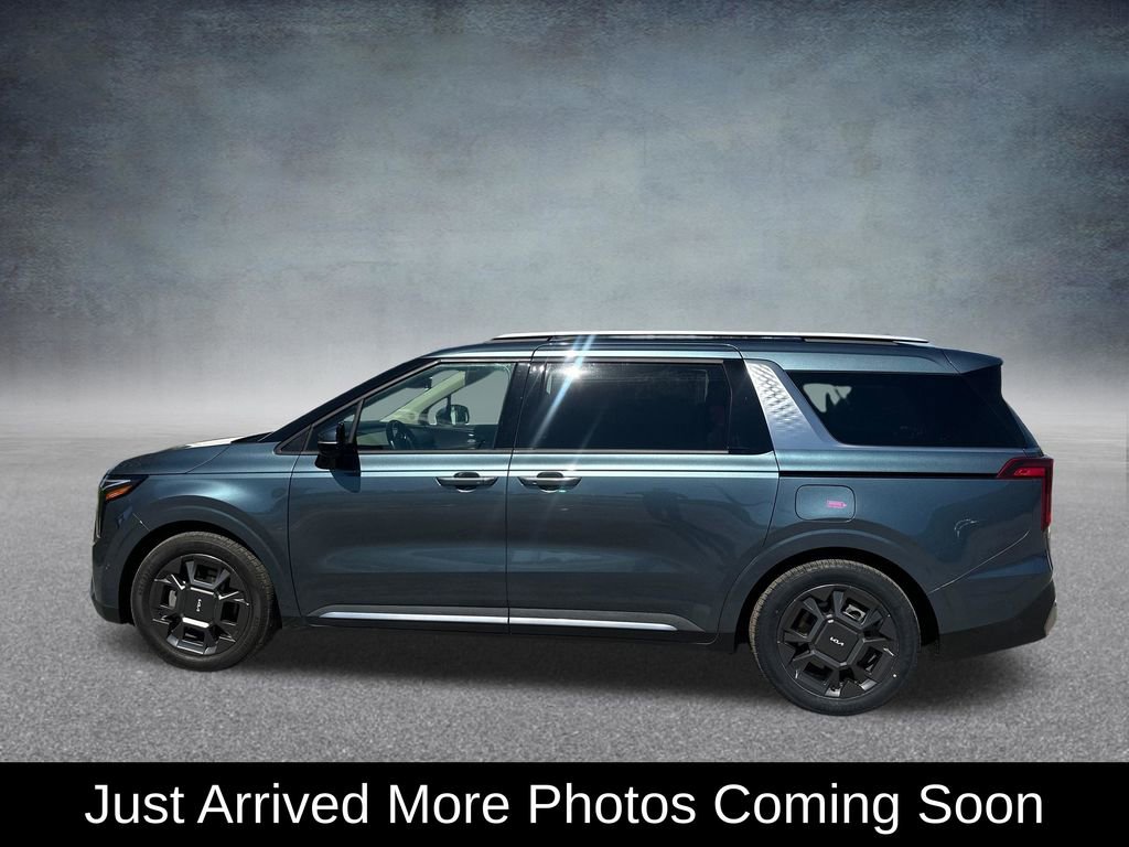 Used 2025 Kia Carnival SX image 3