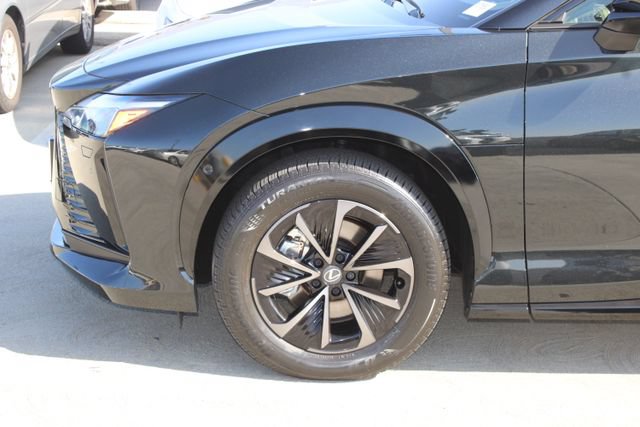 Certified 2026 Lexus RZ 450e AWD w/ Technology Package image 4