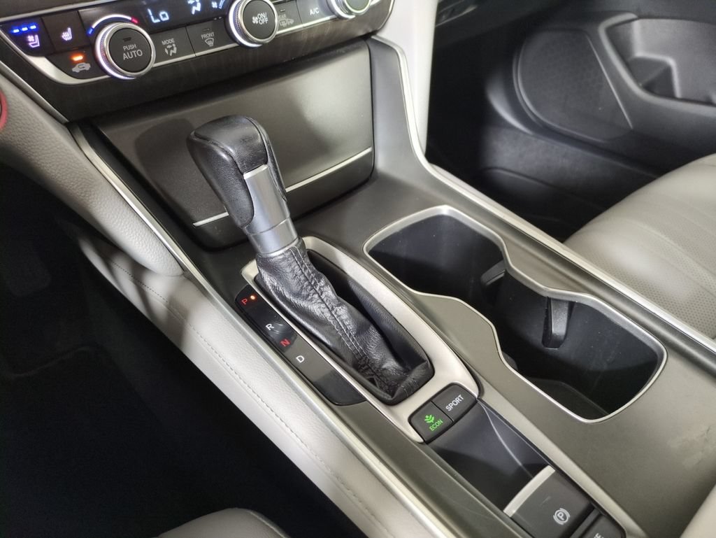 Used 2018 Honda Accord Touring image 24