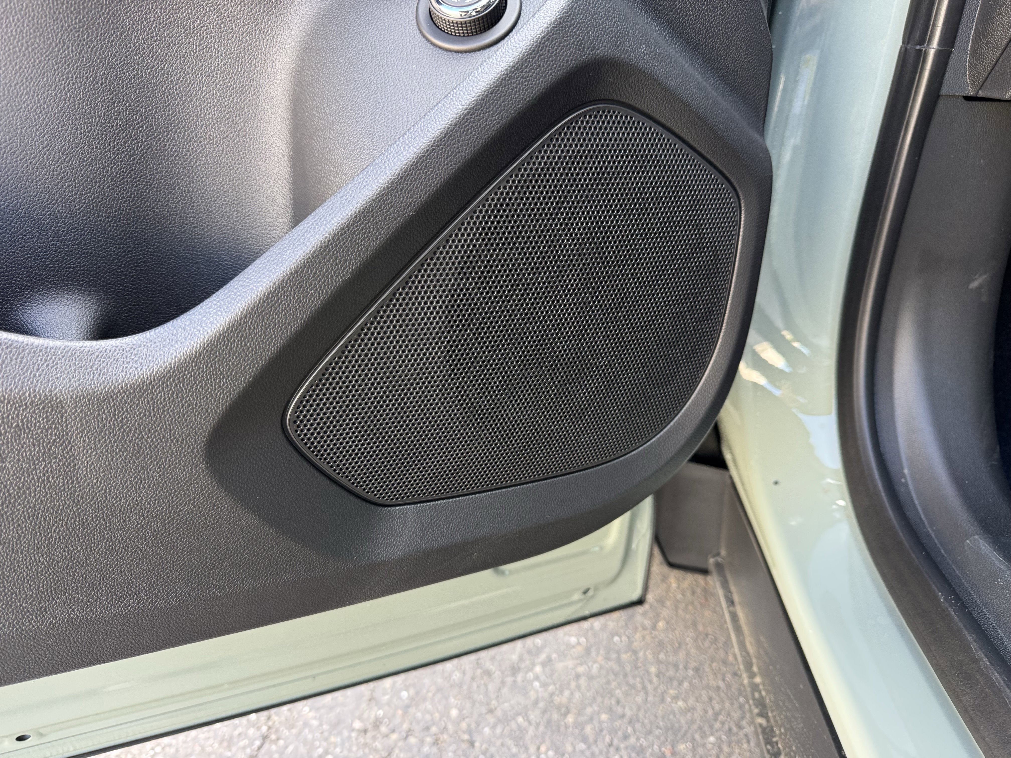 New 2026 Chevrolet TrailBlazer ACTIV w/ Convenience Package FWD image 13