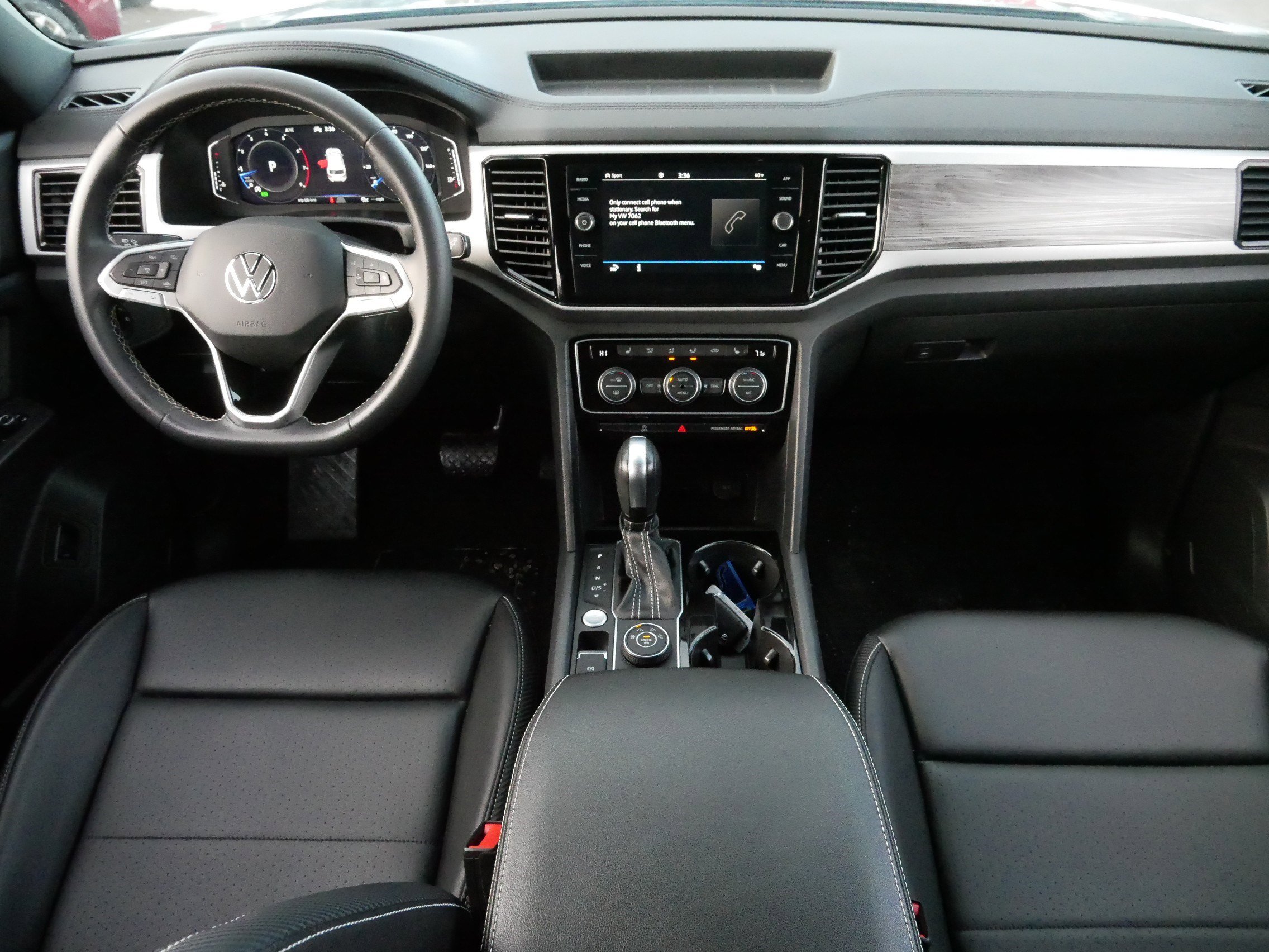 Certified 2023 Volkswagen Atlas Cross Sport SE image 11