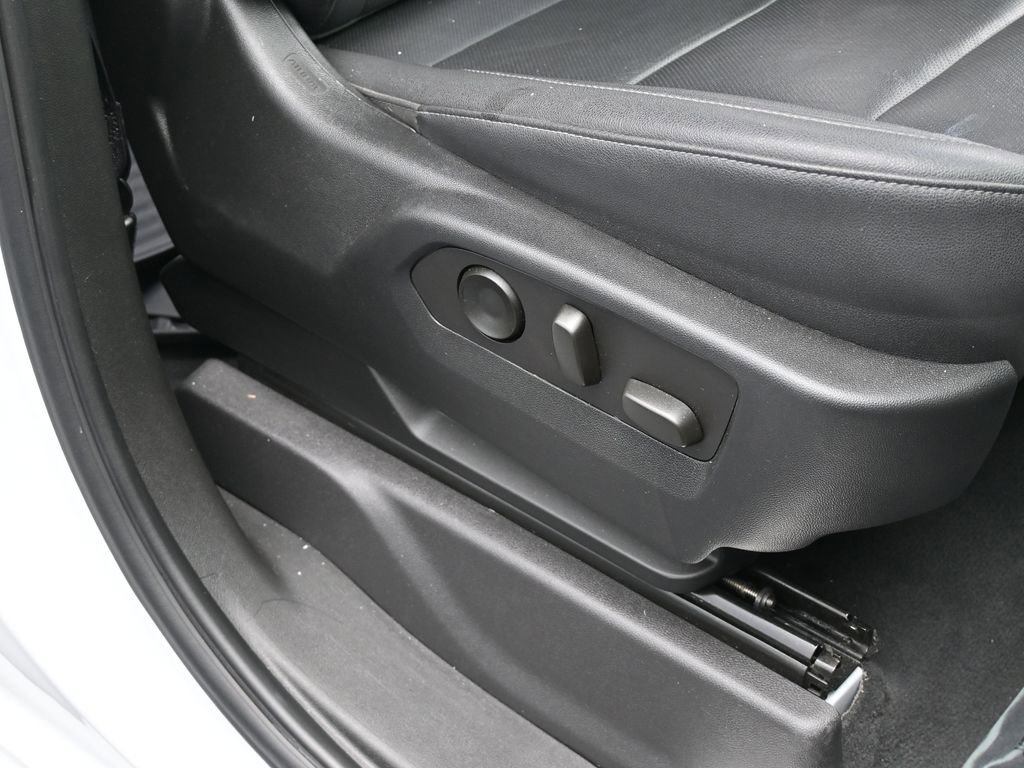 Used 2023 Chevrolet Silverado 1500 LTZ w/ LTZ Premium Package image 48