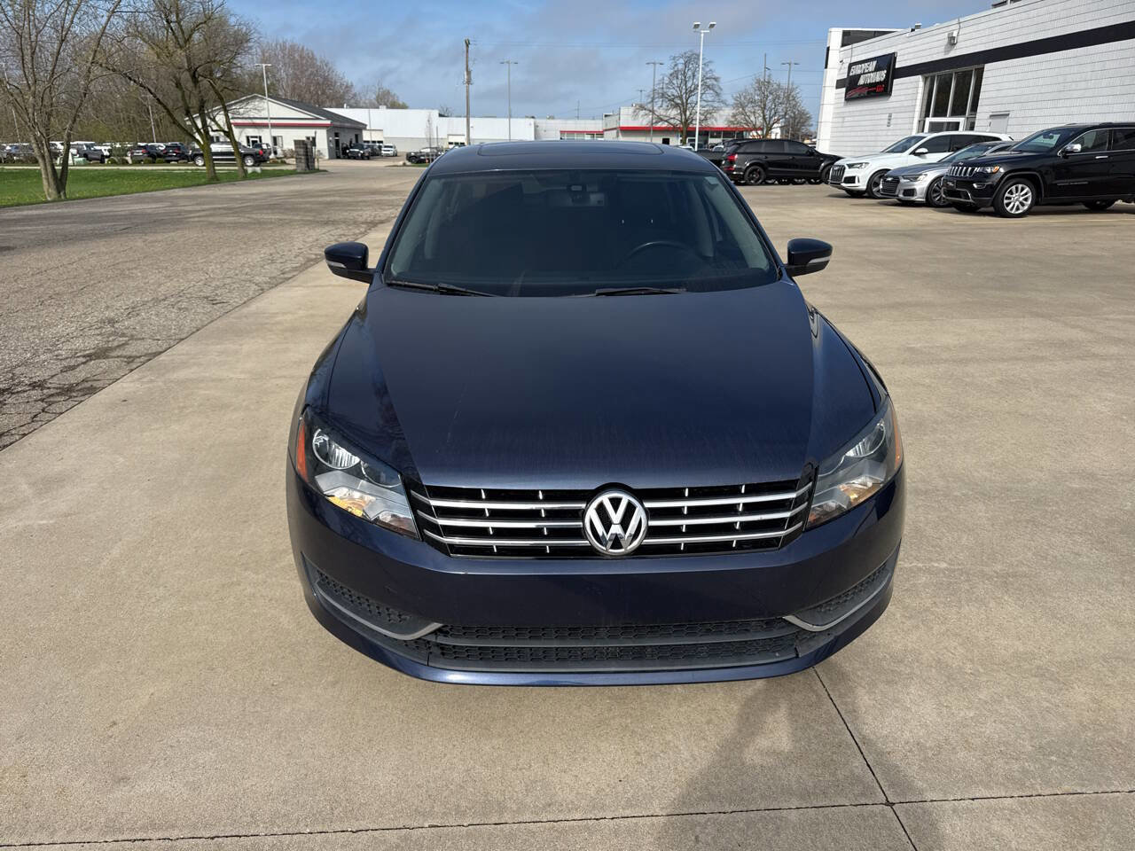 Used 2013 Volkswagen Passat TDI SE FWD image 9