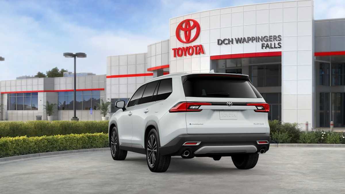New 2026 Toyota Grand Highlander AWD Hybrid image 9