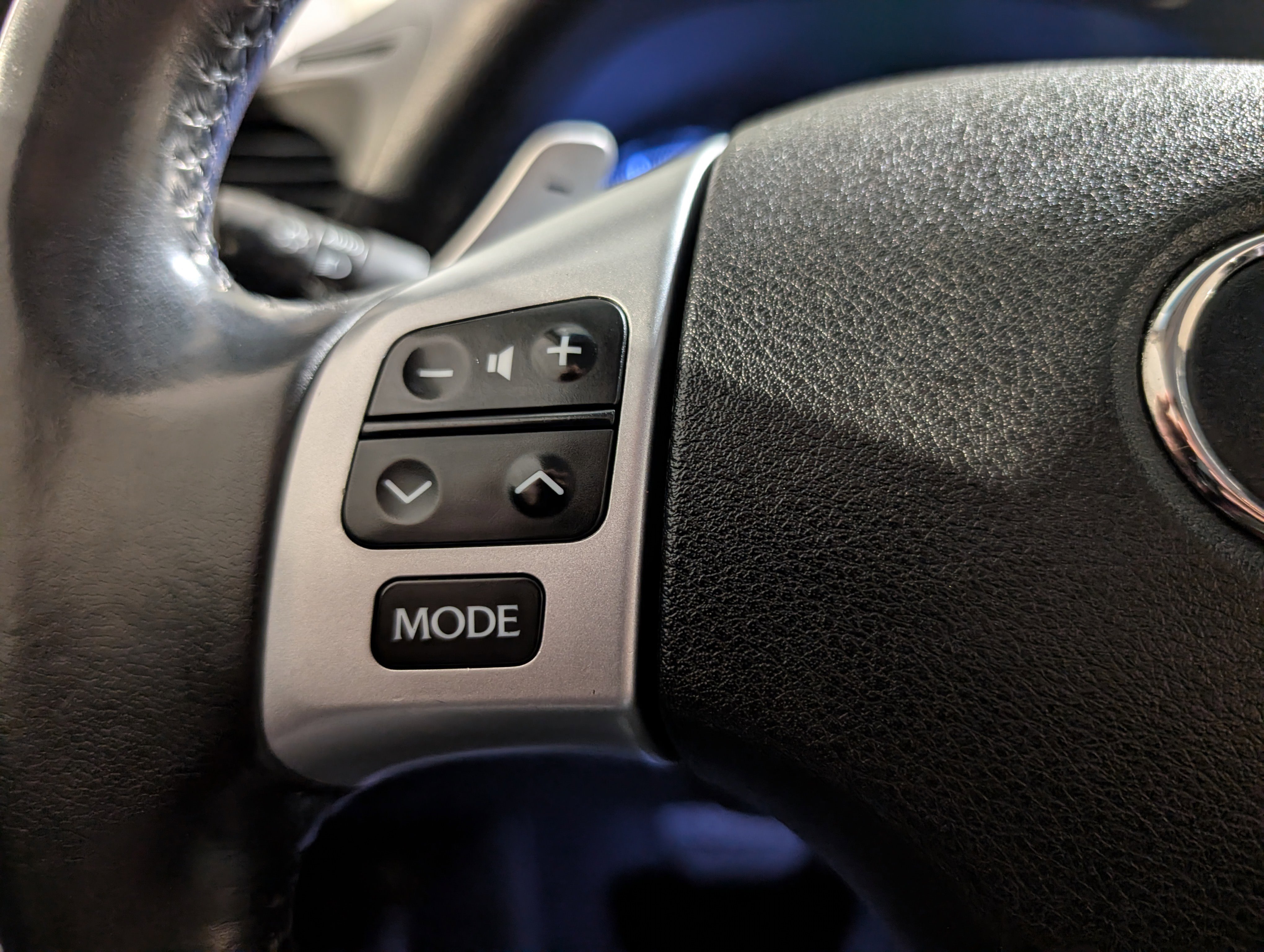 Used 2014 Lexus IS 350C w/ Luxury Package image 27