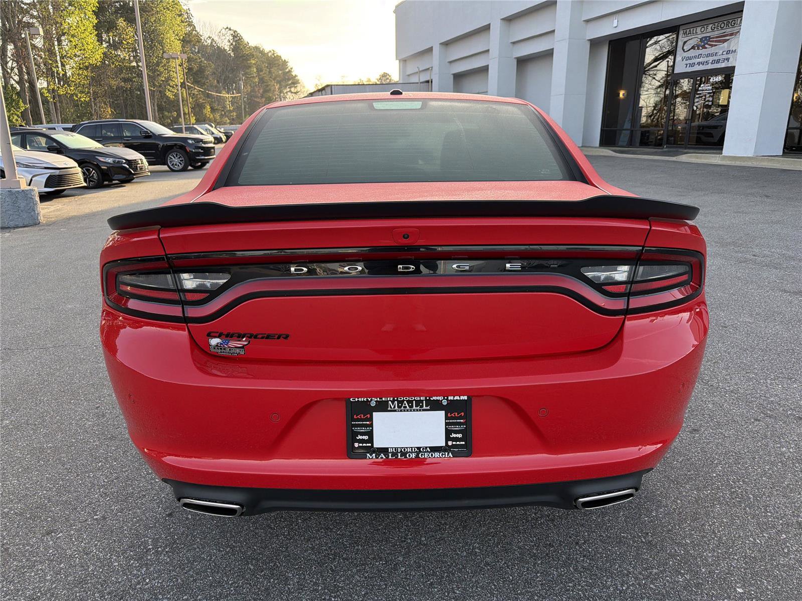 Used 2019 Dodge Charger SXT w/ Blacktop Package image 6
