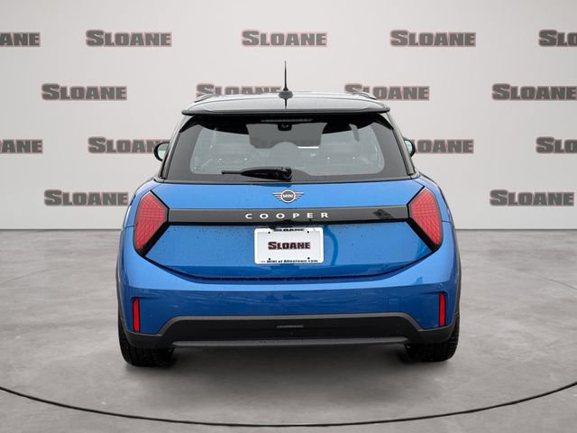 New 2026 MINI Cooper 2-Door Hardtop FWD image 4