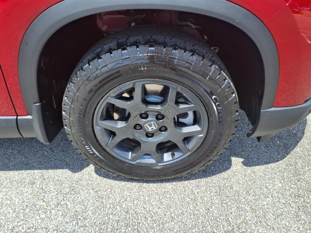 New 2025 Honda Pilot TrailSport image 10