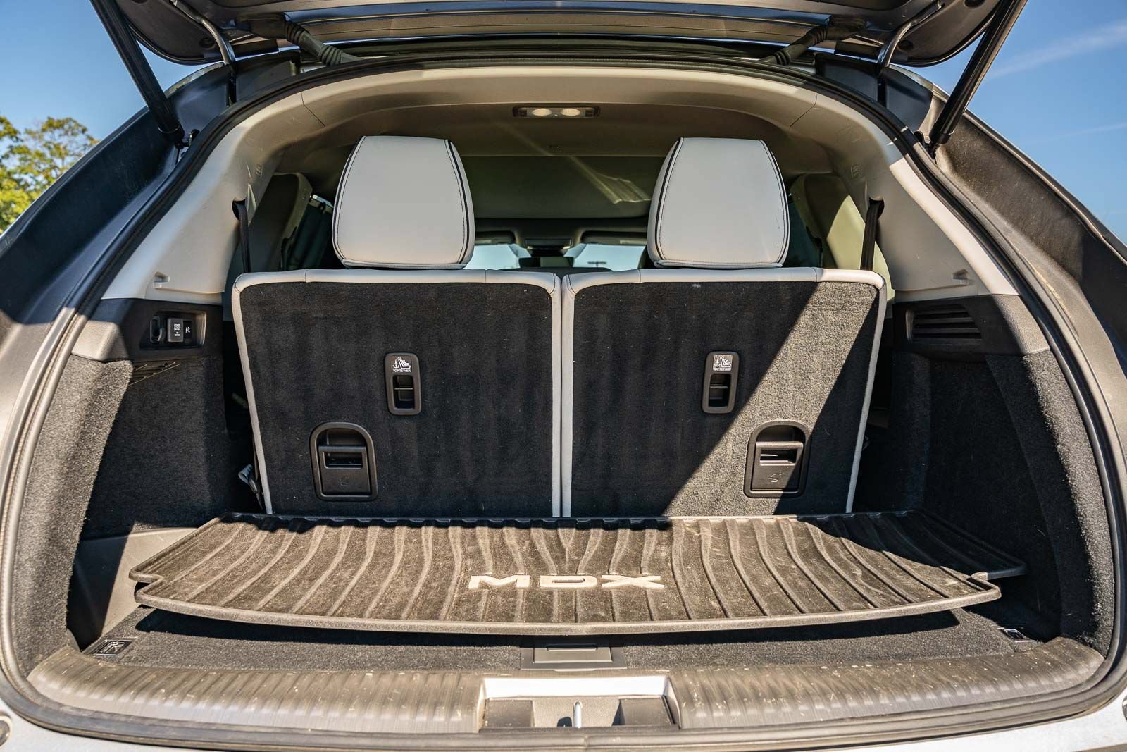 Used 2023 Acura MDX SH-AWD w/ Advance Package image 15