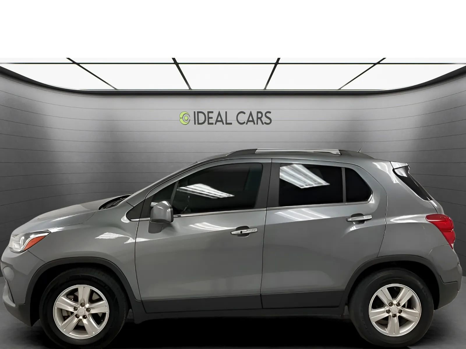 Used 2020 Chevrolet Trax LT w/ LT Convenience Package FWD image 8