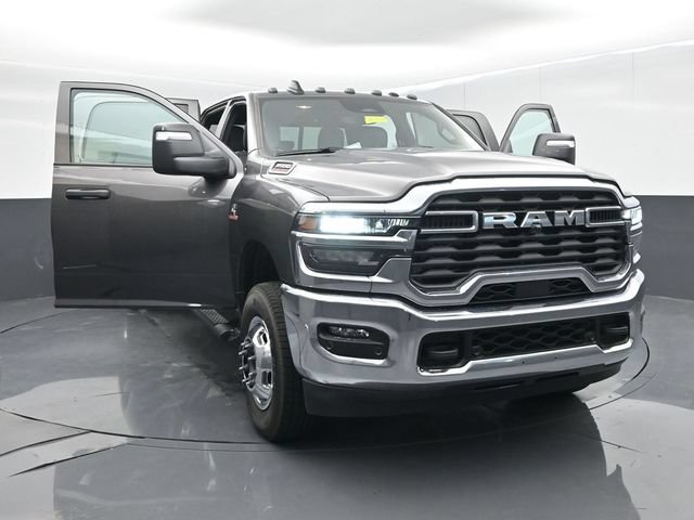 New 2026 RAM 3500 Tradesman AWD/4WD image 60