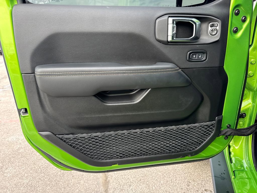 Certified 2025 Jeep Wrangler Rubicon 392 image 12