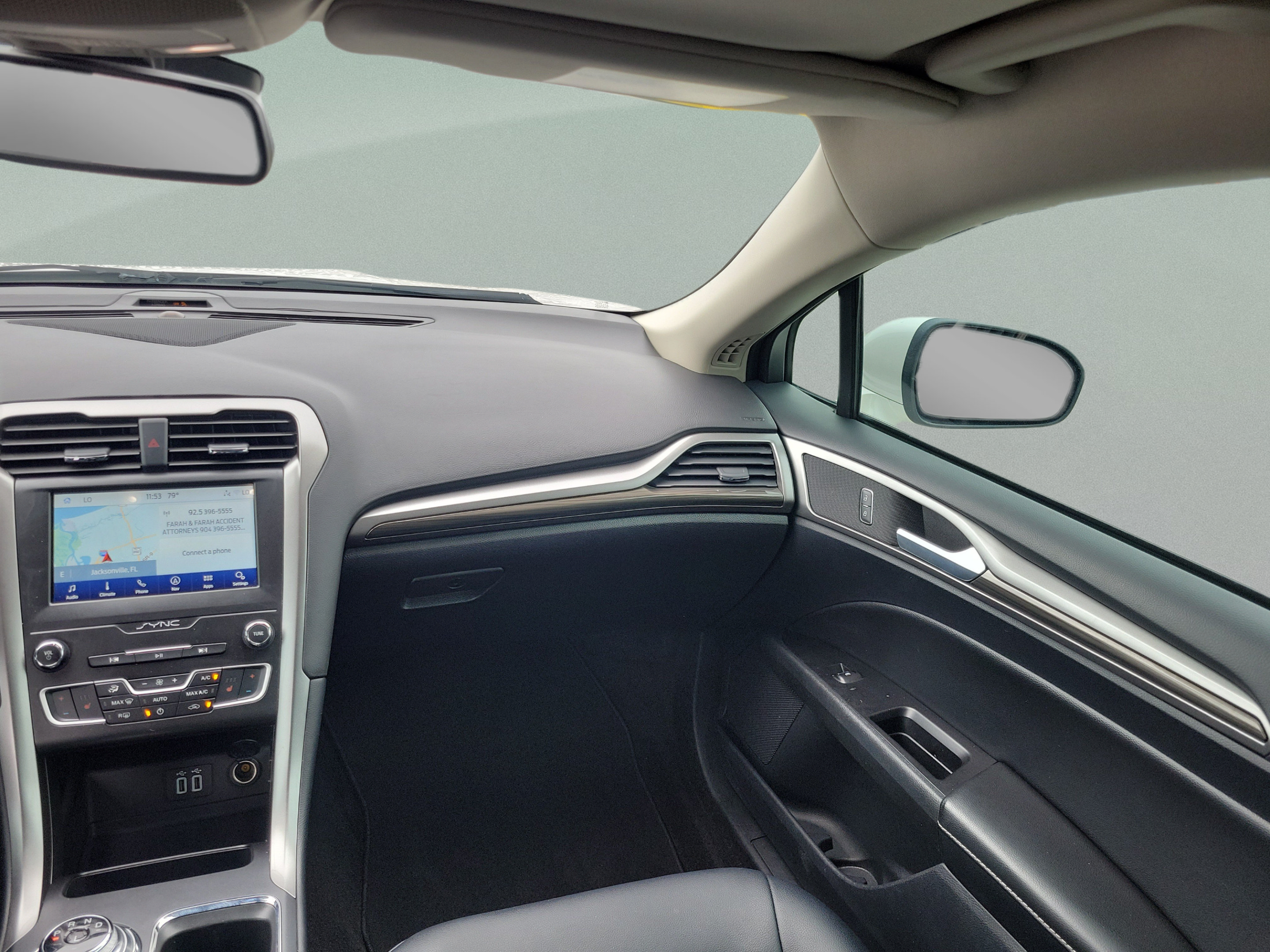 Used 2020 Ford Fusion SEL FWD image 7