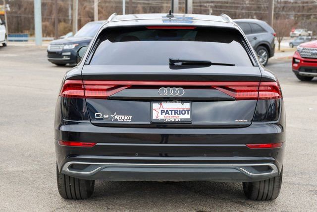 Used 2021 Audi Q8 Premium w/ Convenience Package image 4