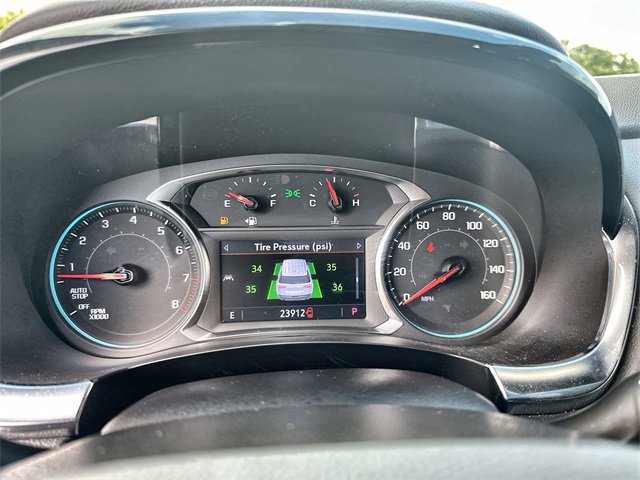 Used 2023 Chevrolet Traverse LT image 10