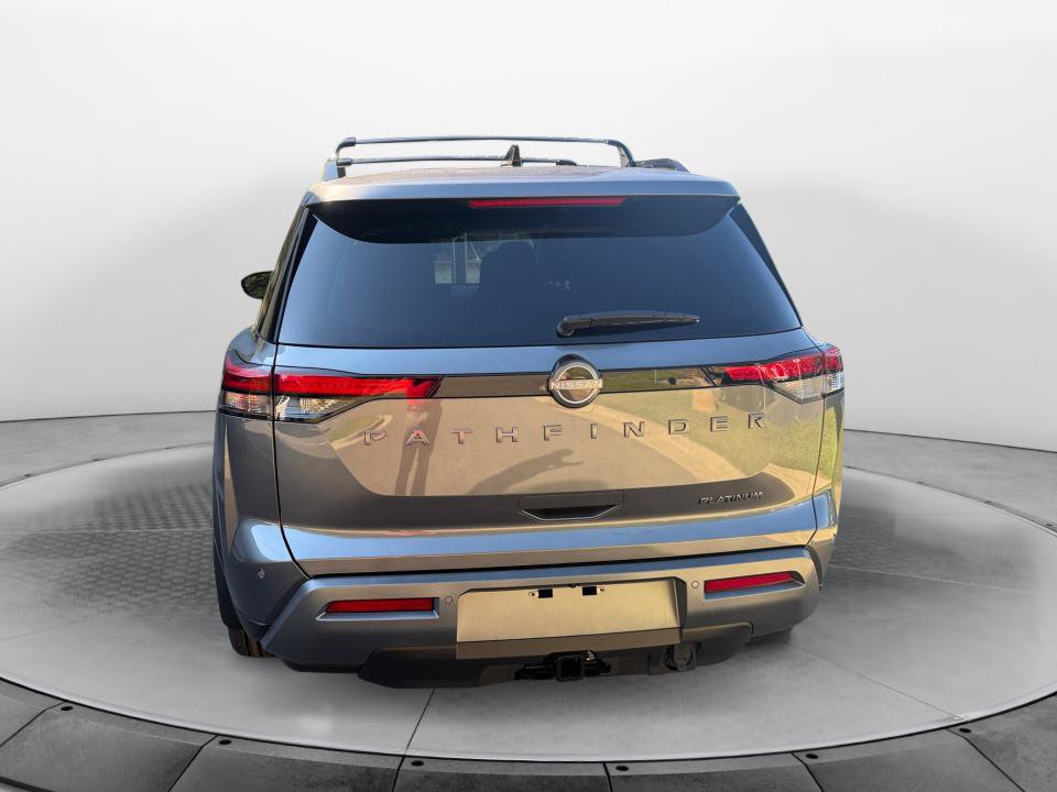 New 2026 Nissan Pathfinder Platinum FWD image 14