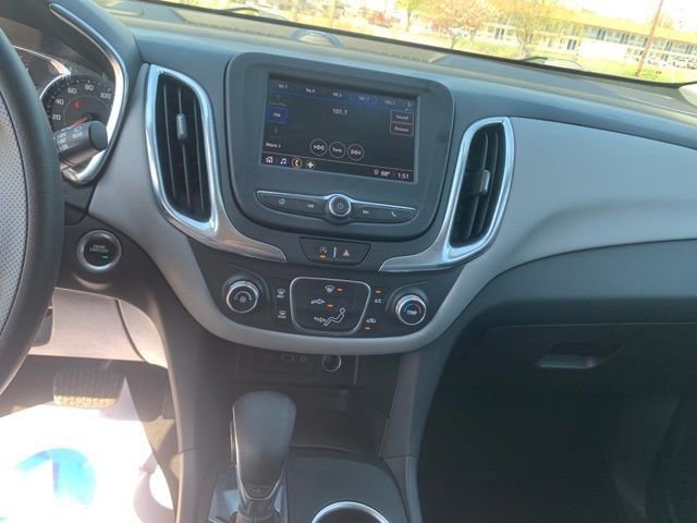 Used 2022 Chevrolet Equinox LT AWD/4WD image 24