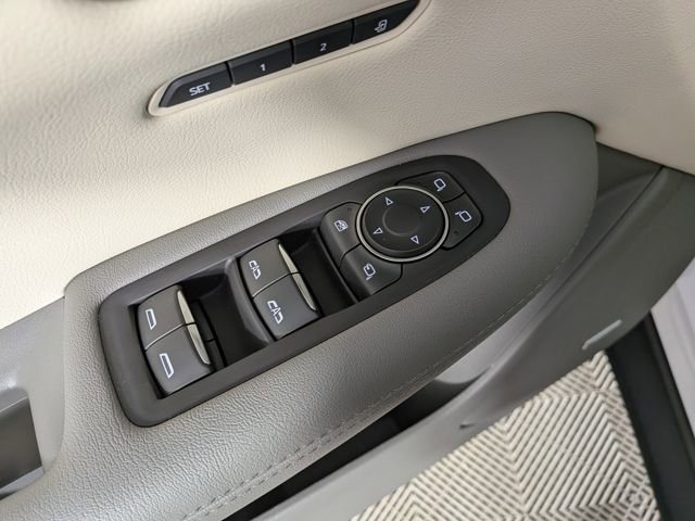 Certified 2023 Cadillac XT5 Premium Luxury image 17