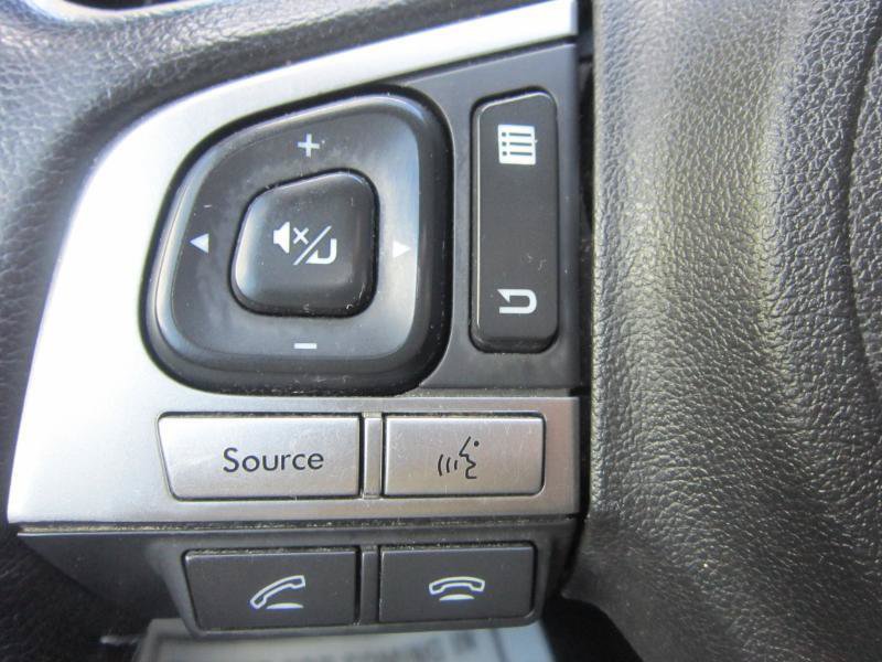 Used 2018 Subaru Forester 2.5i Premium AWD/4WD image 12