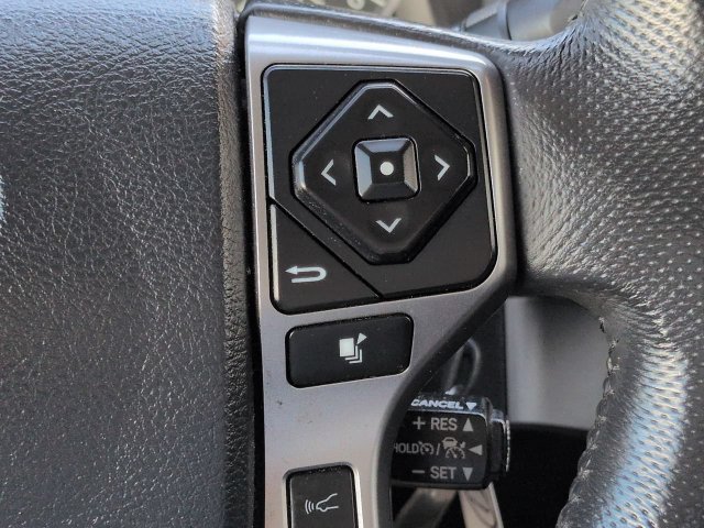Used 2019 Toyota Tacoma SR5 w/ SR5 Appearance Package (SM) RWD image 24