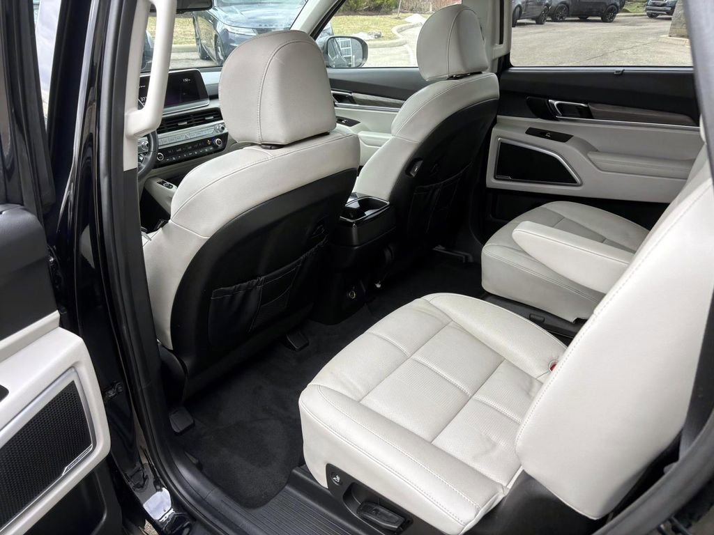 Used 2022 Kia Telluride EX w/ EX Premium Package image 28