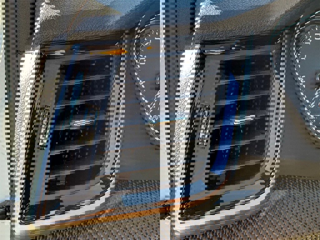 Used 2024 Audi SQ5 Premium image 18