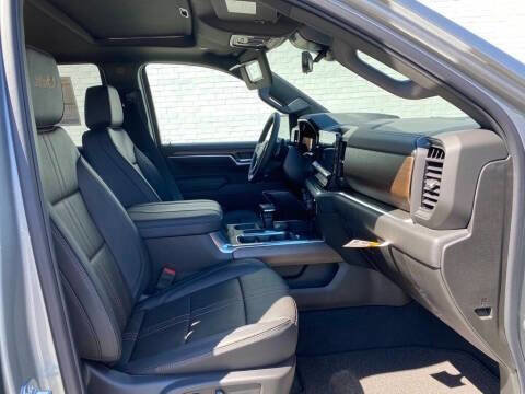 New 2025 Chevrolet Silverado 1500 High Country w/ Technology Package image 17