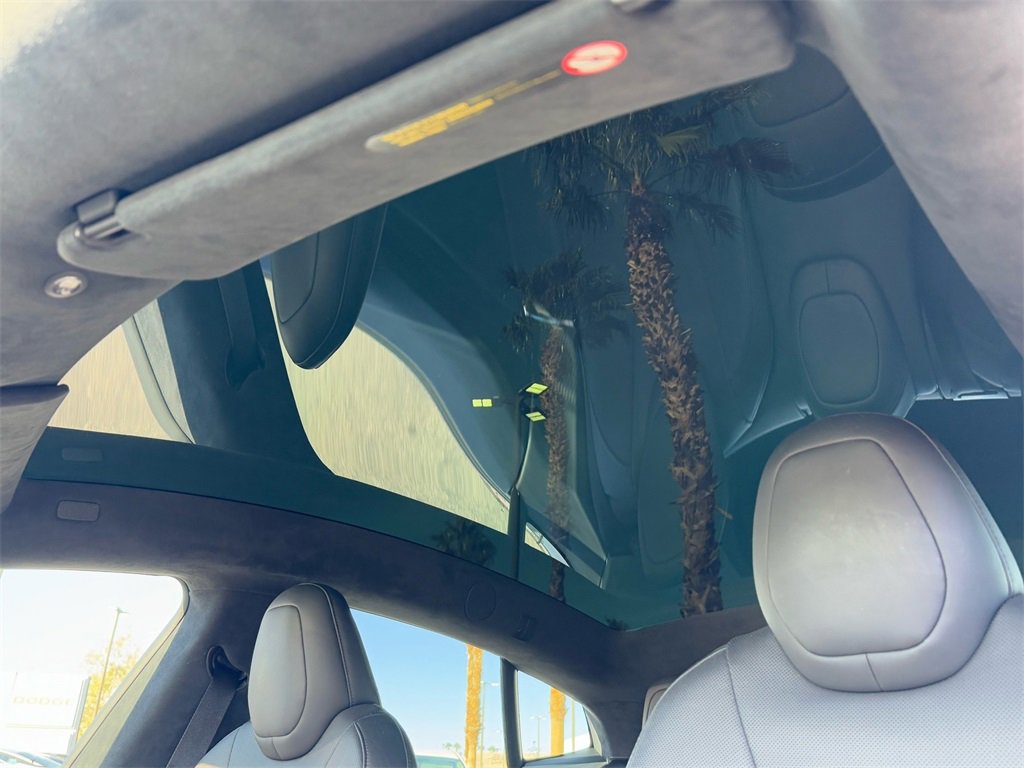 Used 2021 Tesla Model S Plaid image 12