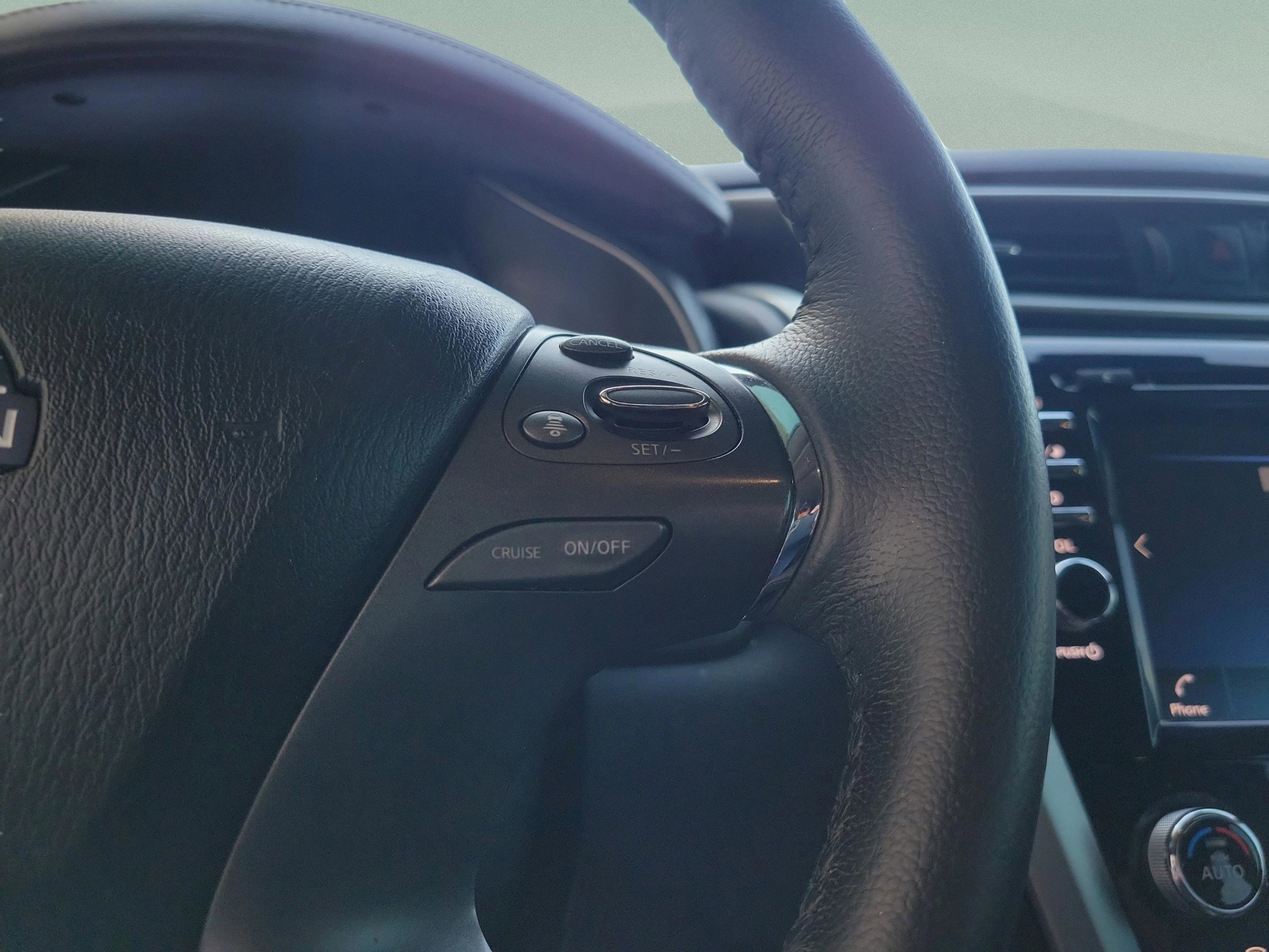 Used 2023 Nissan Murano SV w/ SV Midnight Edition Package image 12