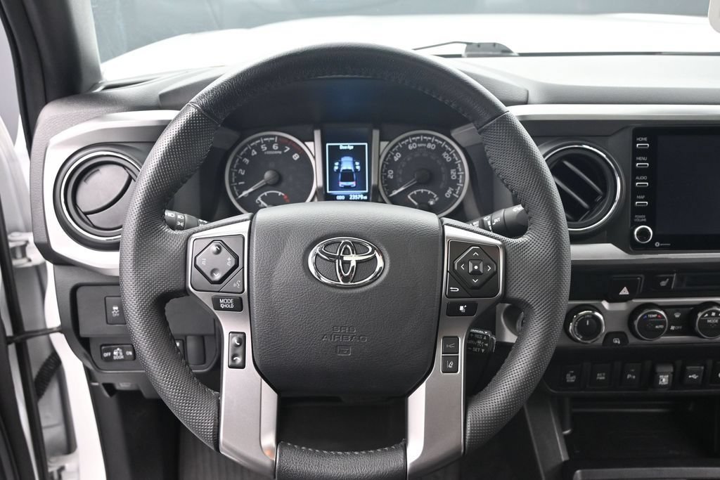 Used 2023 Toyota Tacoma Limited AWD/4WD image 25