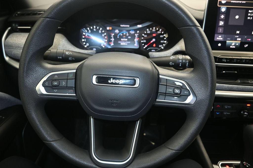 Used 2024 Jeep Compass Sport AWD/4WD image 13