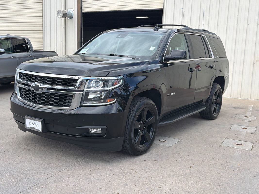 Used 2017 Chevrolet Tahoe LT w/ Luxury Package AWD/4WD image 1