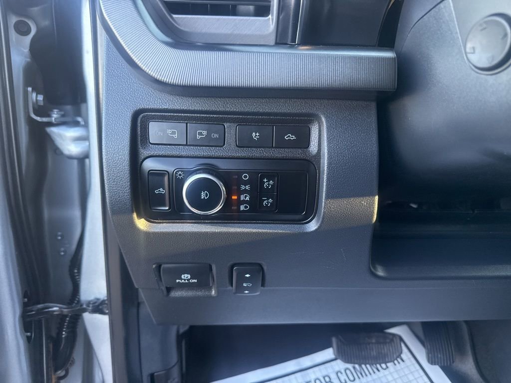 Used 2024 Ford F250 Platinum AWD/4WD image 23