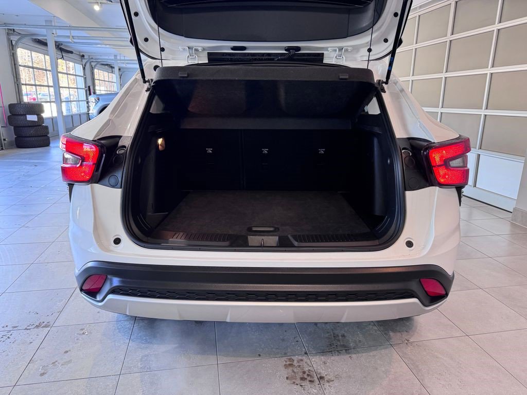 Certified 2024 Chevrolet Trax LT image 6