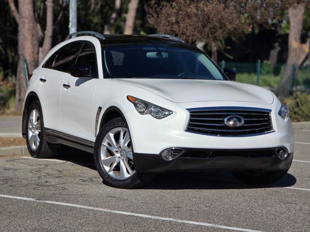 Used 2013 INFINITI FX37 2WD w/ Premium Pkg image 2