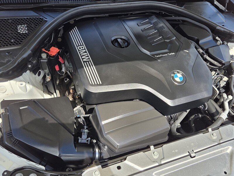 Used 2022 BMW 330i Sedan w/ Premium Package 2 RWD image 20
