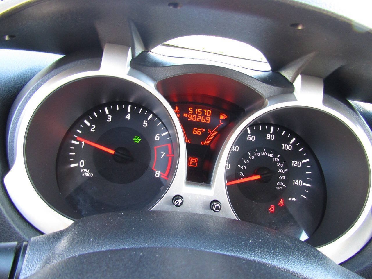 Used 2015 Nissan Juke SL AWD/4WD image 14