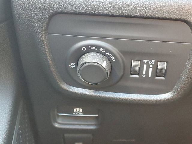 Used 2024 Jeep Grand Cherokee Altitude image 20