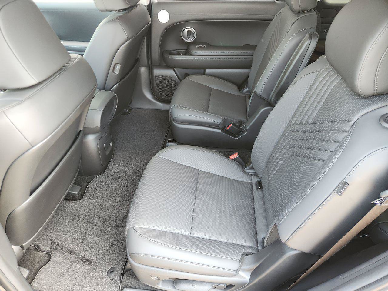 New 2027 Hyundai Palisade SEL Premium FWD image 30
