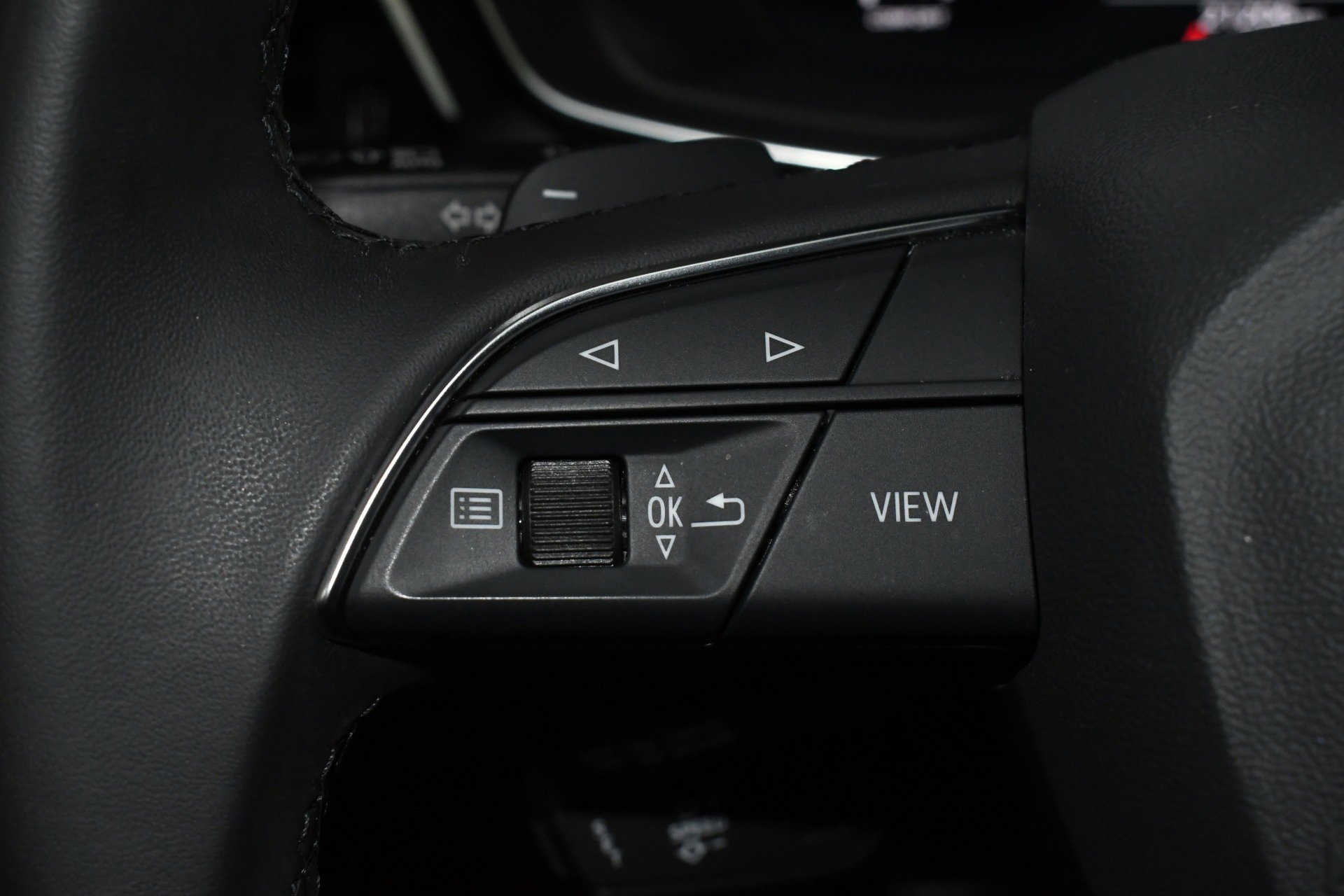 Used 2024 Audi A4 2.0T Premium Plus image 27