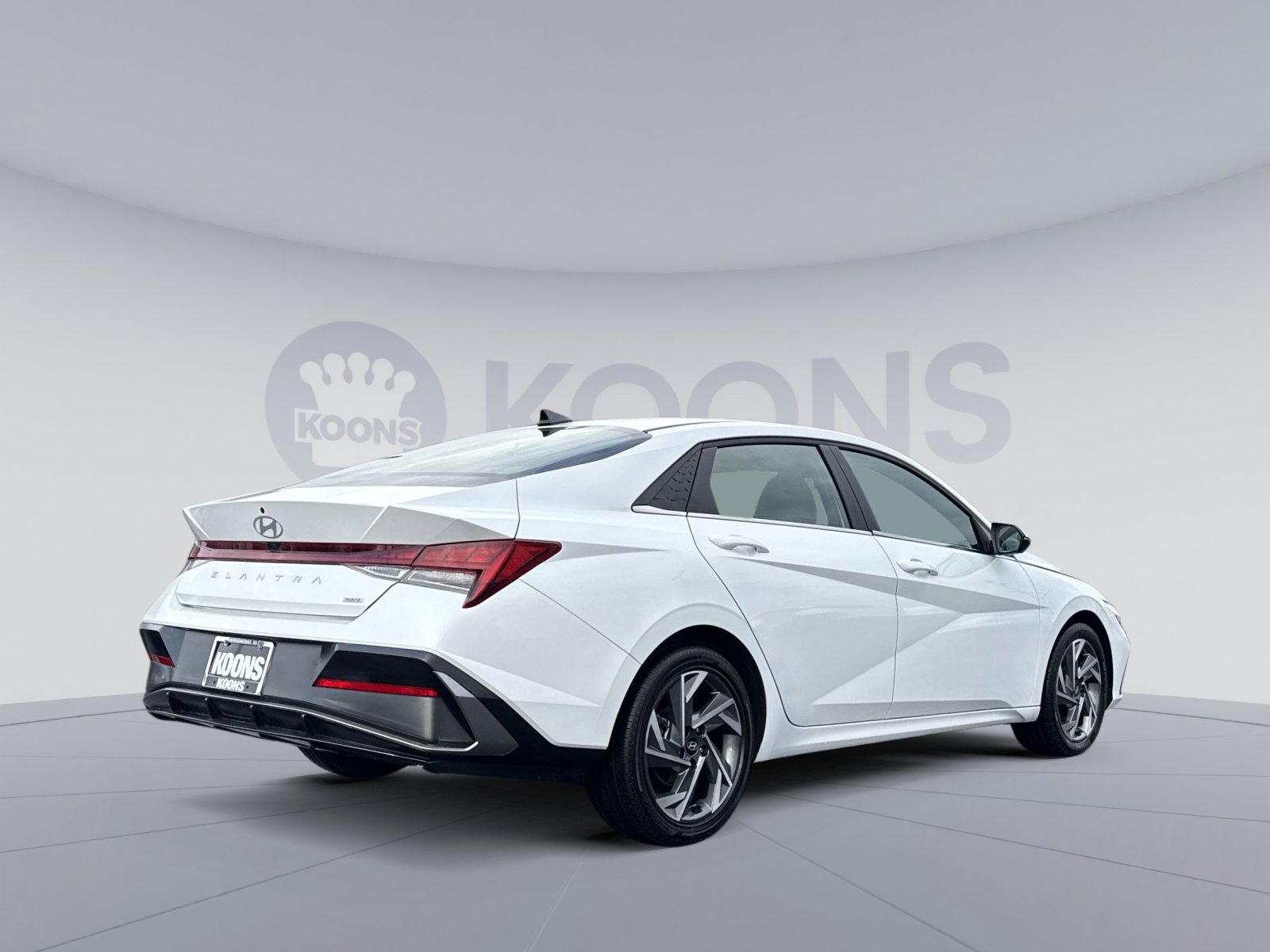 Certified 2025 Hyundai Elantra Limited image 7