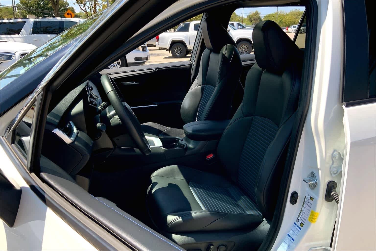 Used 2021 Toyota RAV4 XSE AWD/4WD image 8