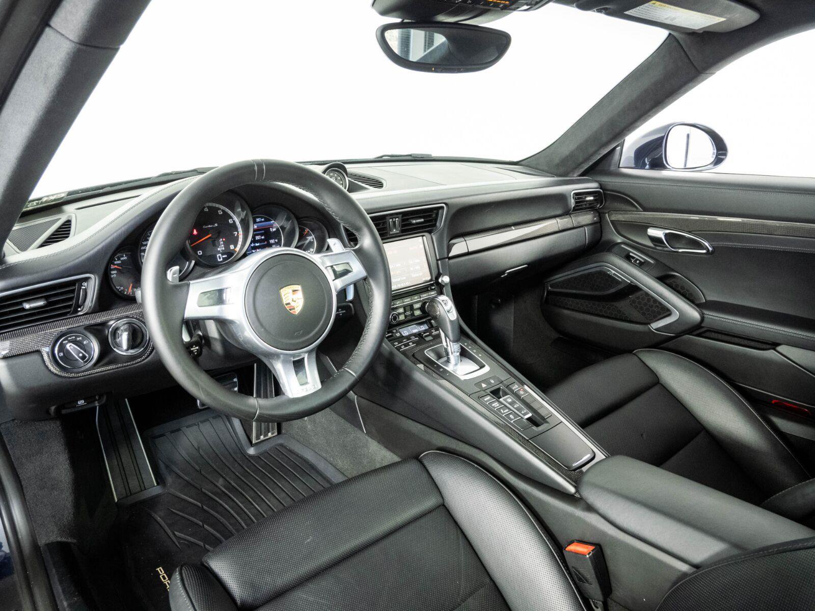 Used 2016 Porsche 911 Turbo S AWD/4WD image 4